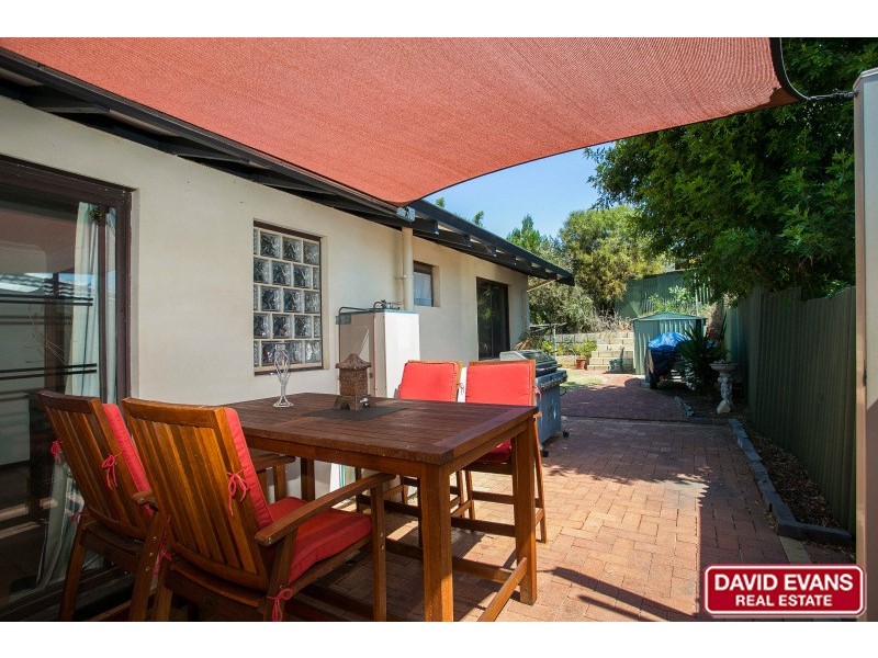 3 Stanford Road, Kallaroo WA 6025