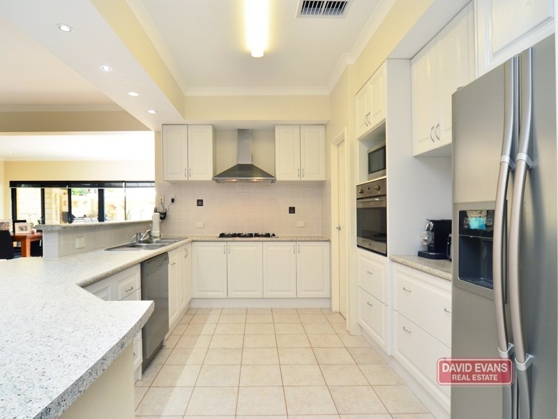 12 Kinta Way, Tapping WA 6065