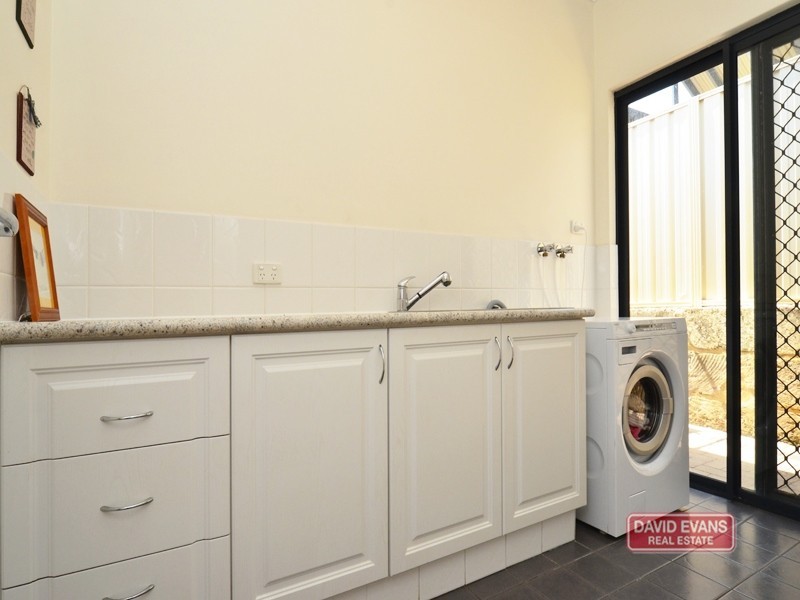 12 Kinta Way, Tapping WA 6065