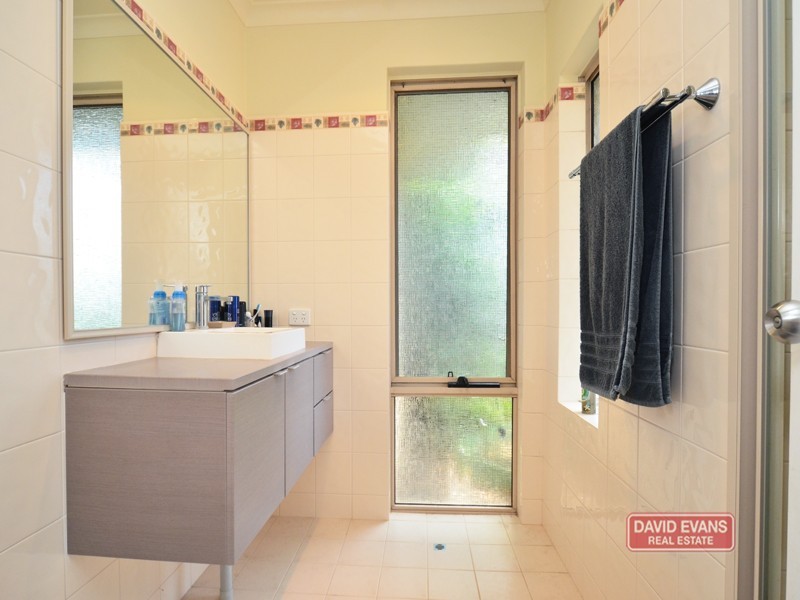 7 Callander Avenue, Kinross WA 6028