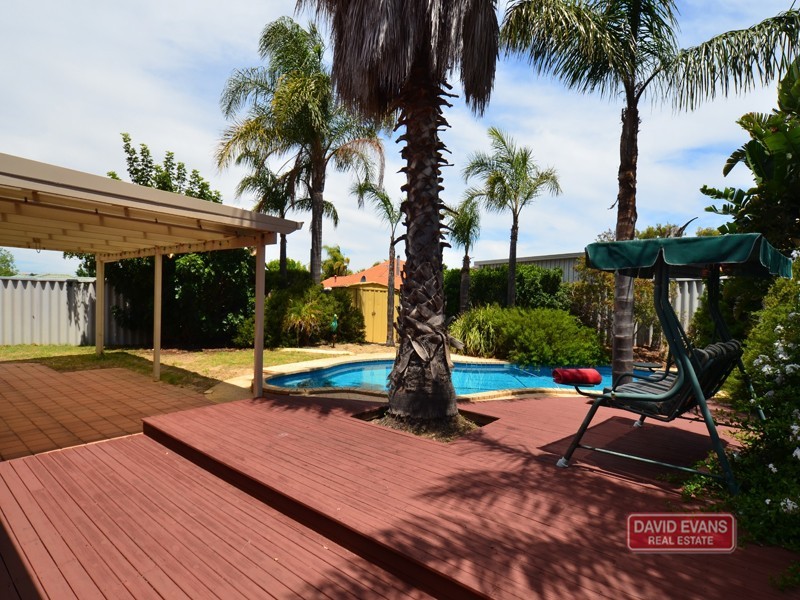 7 Callander Avenue, Kinross WA 6028