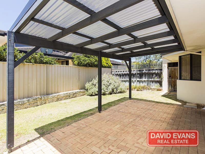 16 Tyneside Grove, Currambine WA 6028