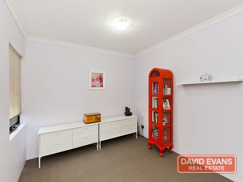 70a Nollamara Ave, Nollamara WA 6061