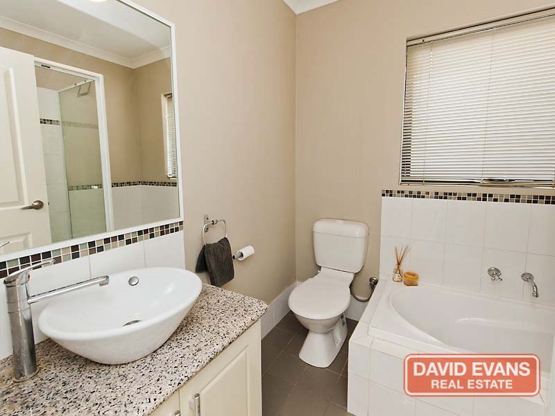 70a Nollamara Ave, Nollamara WA 6061