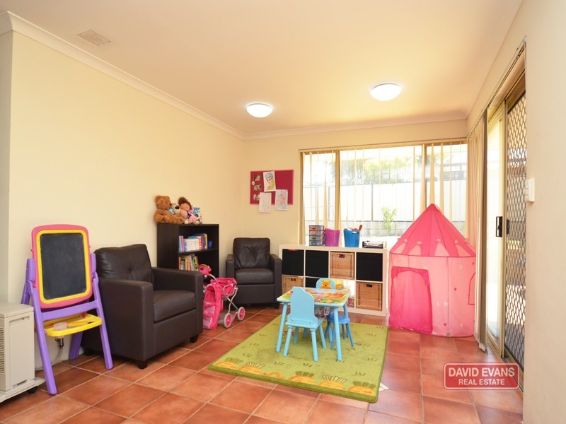 16 Manito Court, Joondalup WA 6027