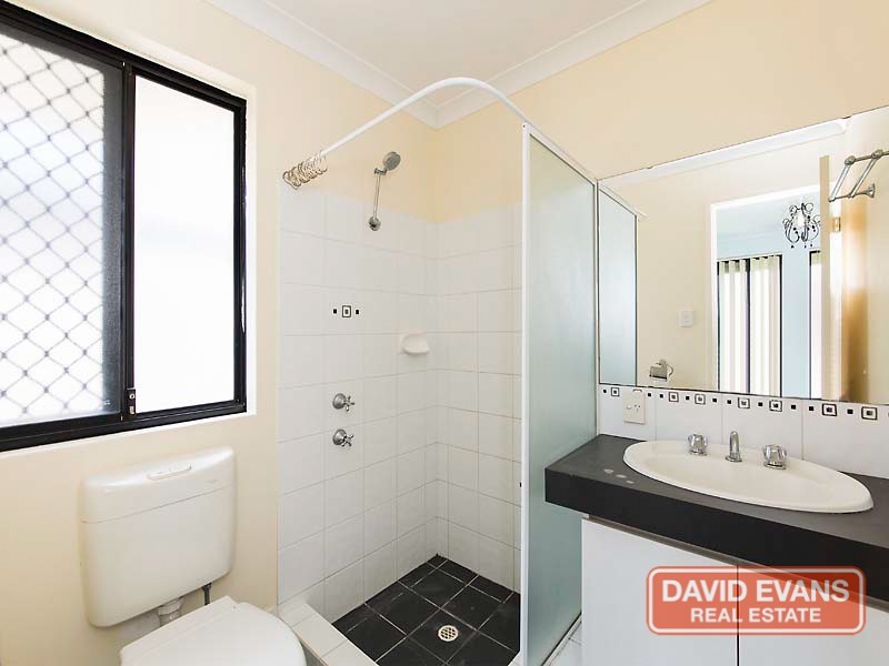 6 Gardneri Way, Banksia Grove WA 6031