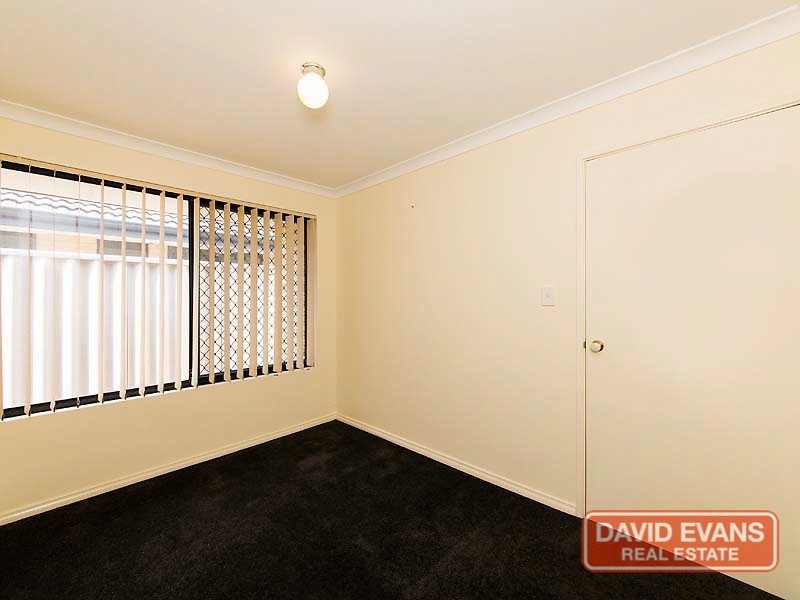 6 Gardneri Way, Banksia Grove WA 6031