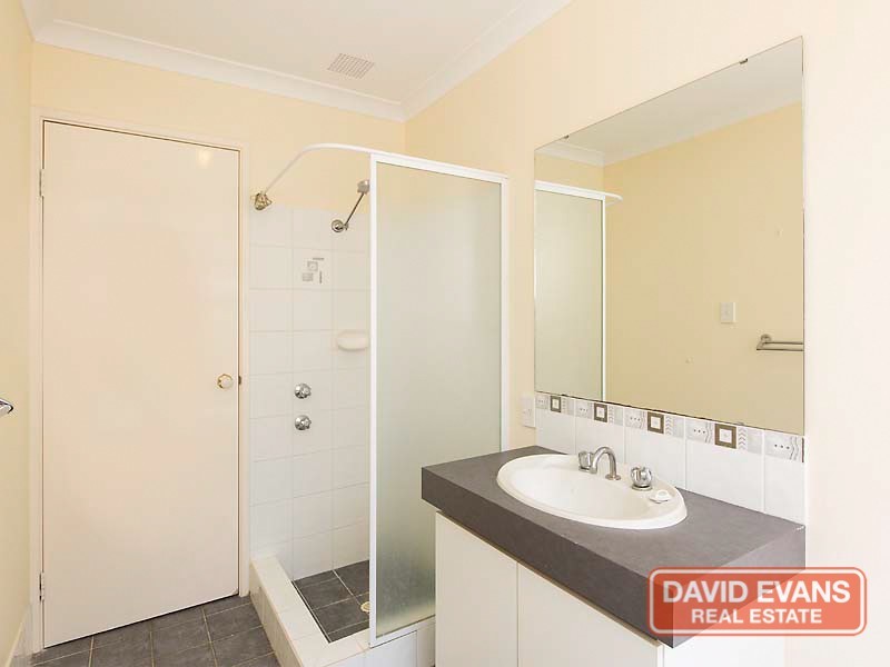 6 Gardneri Way, Banksia Grove WA 6031