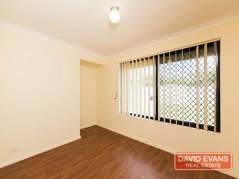 6 Gardneri Way, Banksia Grove WA 6031