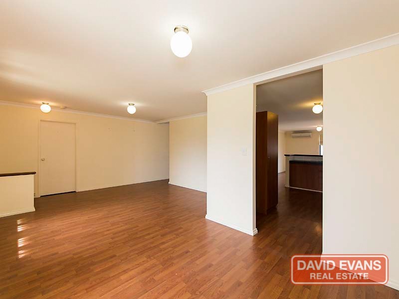6 Gardneri Way, Banksia Grove WA 6031