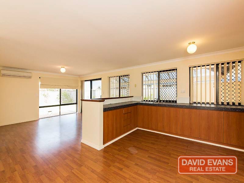 6 Gardneri Way, Banksia Grove WA 6031