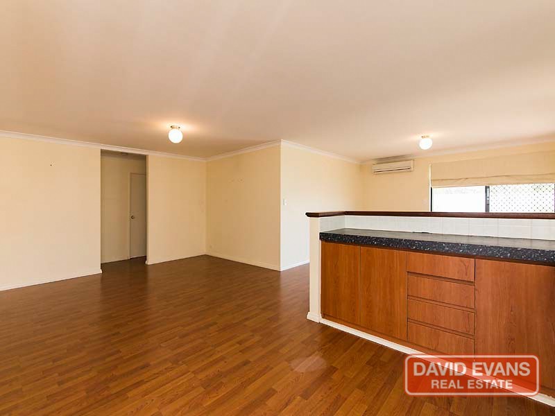 6 Gardneri Way, Banksia Grove WA 6031