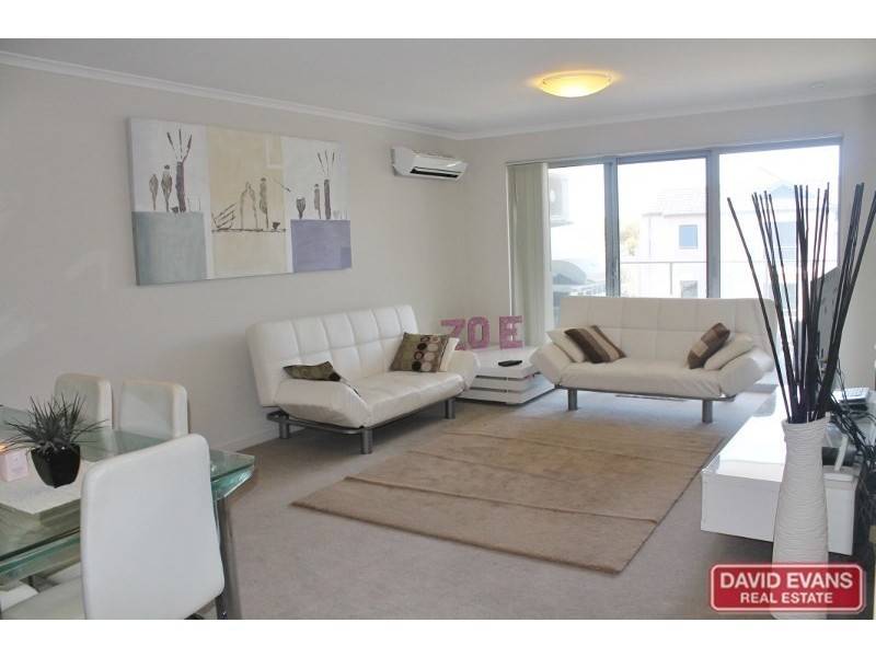 15/9 Citadel Way, Currambine WA 6028