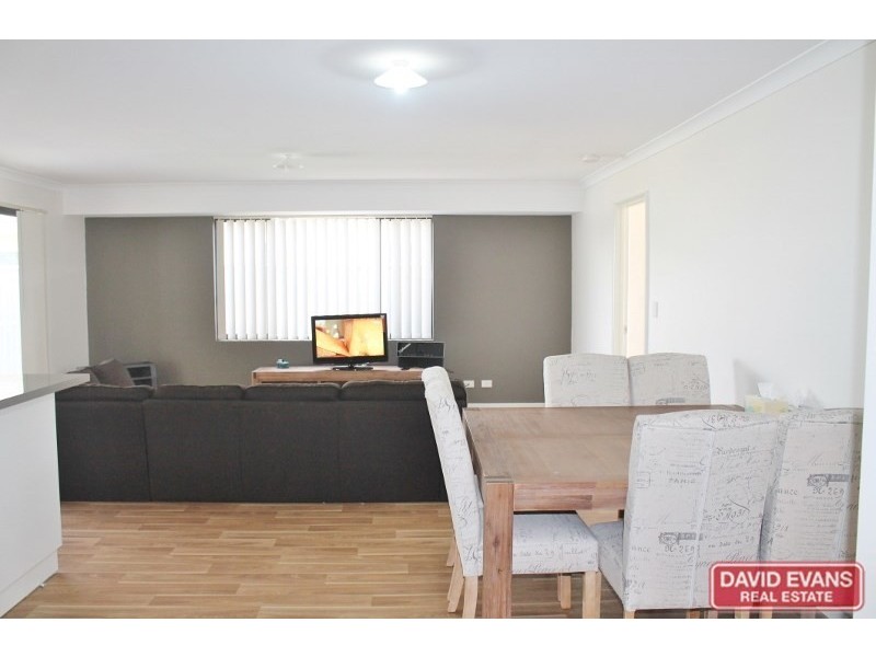 18 Danbulla Loop, Yanchep WA 6035