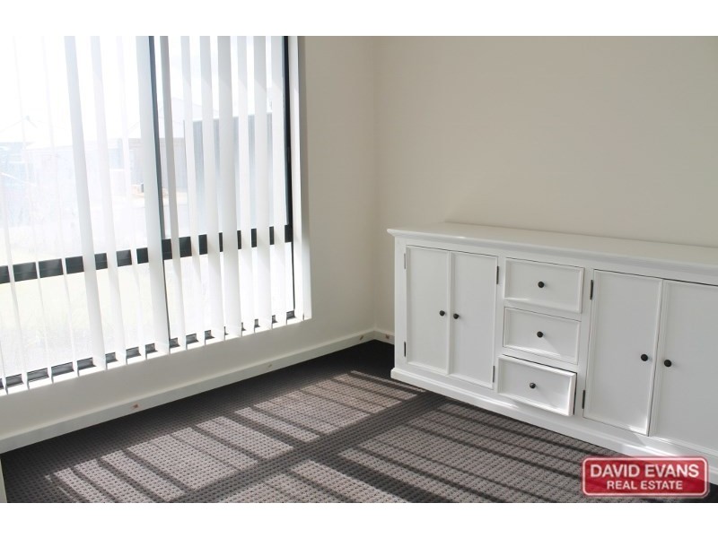 18 Danbulla Loop, Yanchep WA 6035