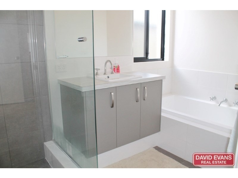 18 Danbulla Loop, Yanchep WA 6035