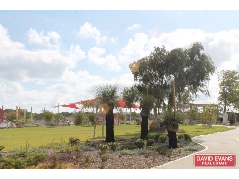 18 Danbulla Loop, Yanchep WA 6035