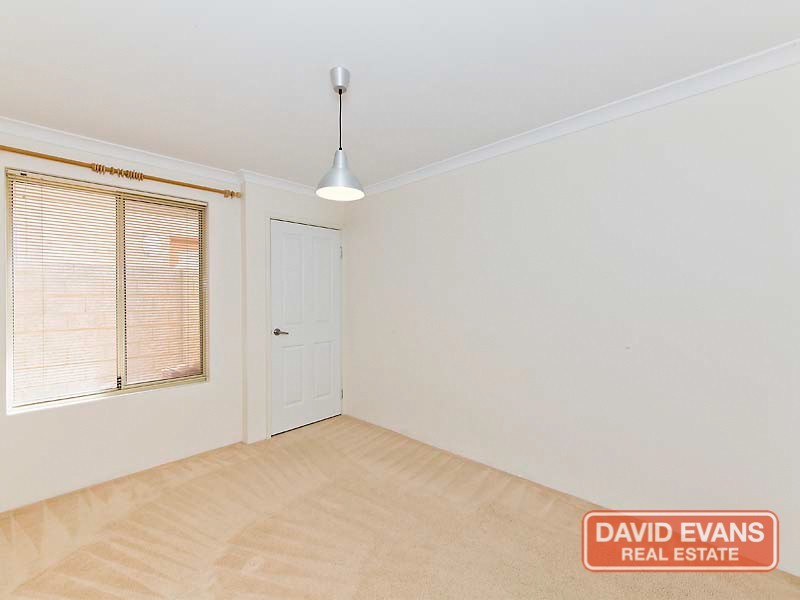 2 Halmstad Circle, Mindarie WA 6030