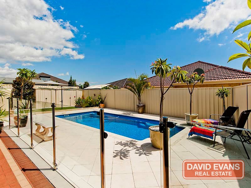 8 Castledene Way, Tapping WA 6065