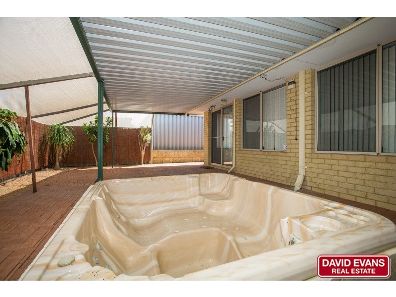 11 Soverel Close, Heathridge WA 6027