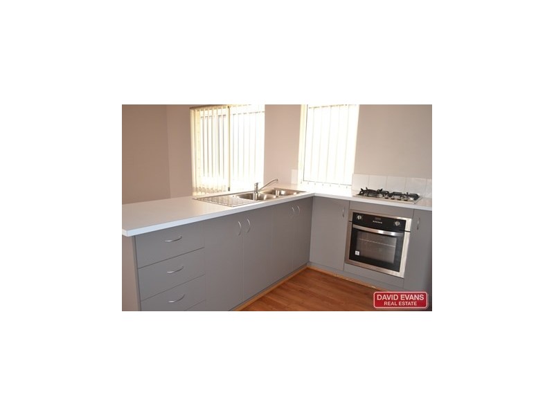 84 Kurrajong Blvd, Banksia Grove WA 6031