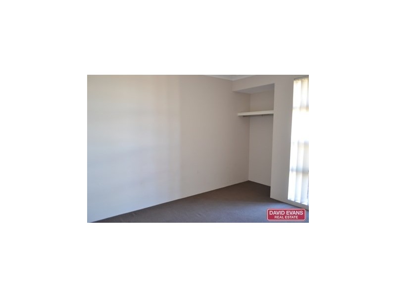 84 Kurrajong Blvd, Banksia Grove WA 6031