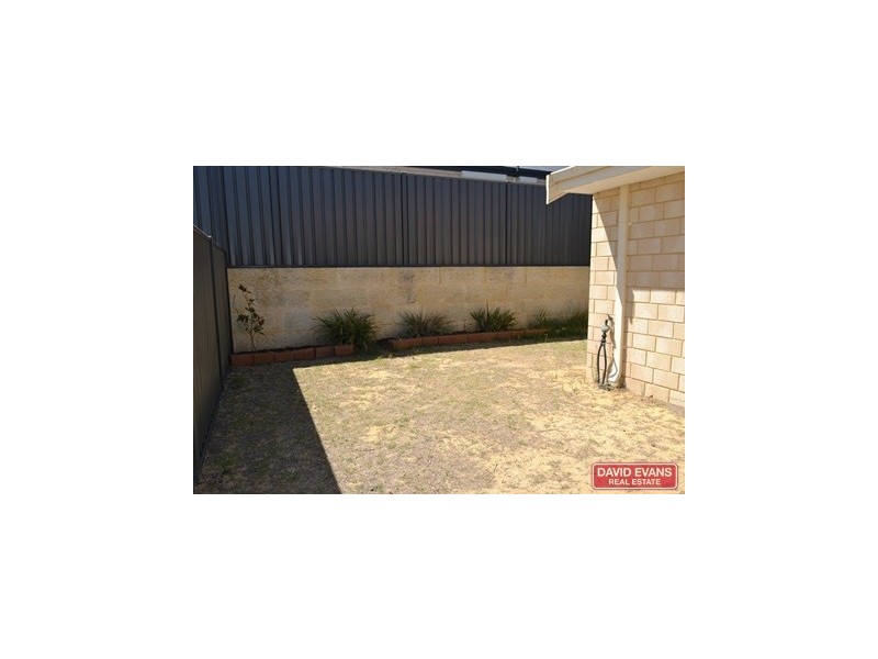 84 Kurrajong Blvd, Banksia Grove WA 6031