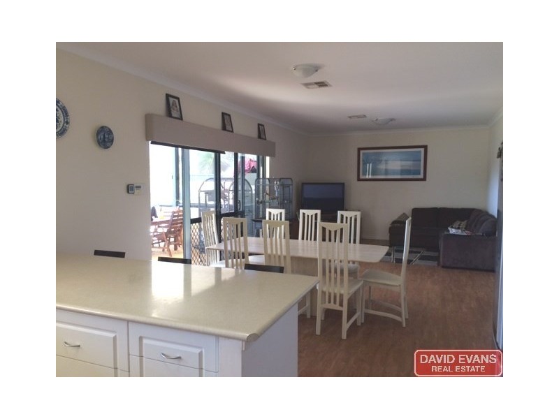 154 Sovereign Hills Drive, Gabbadah WA 6041