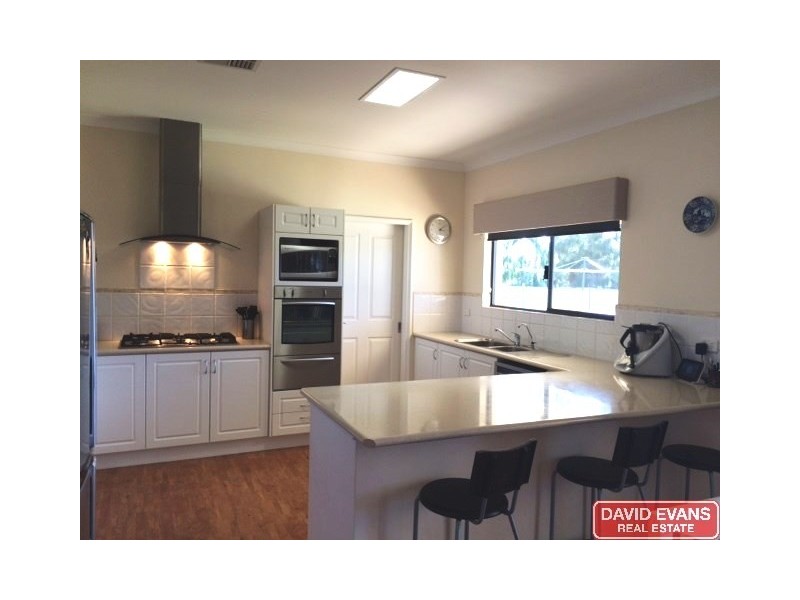 154 Sovereign Hills Drive, Gabbadah WA 6041