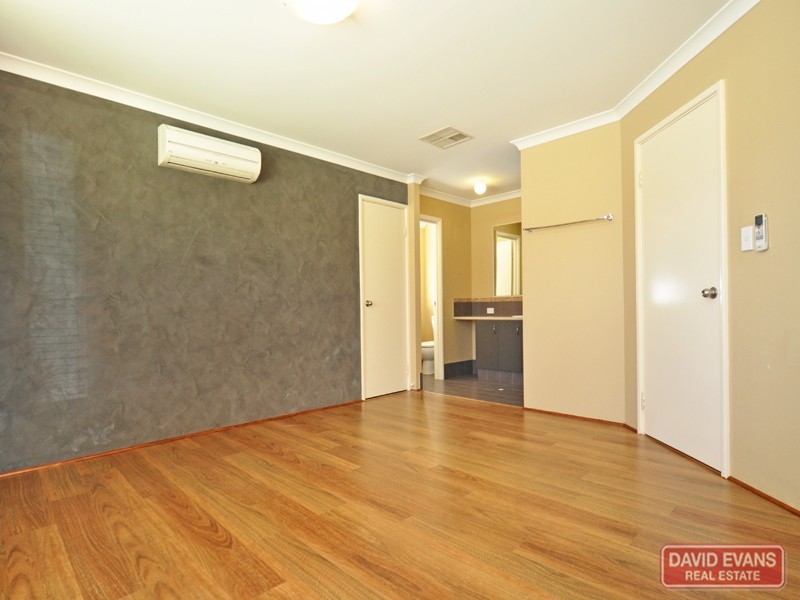 24 Carbine Loop, Banksia Grove WA 6031