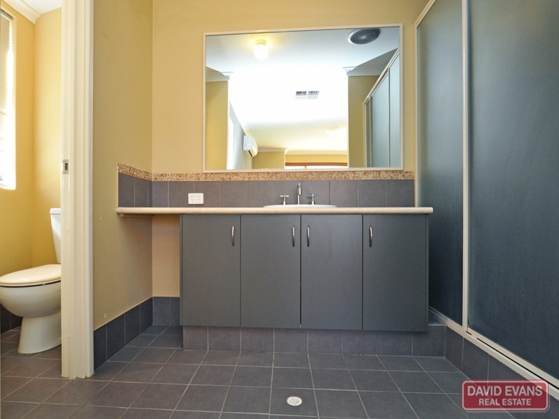 24 Carbine Loop, Banksia Grove WA 6031