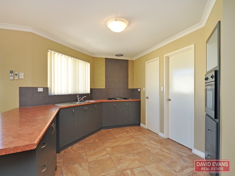 24 Carbine Loop, Banksia Grove WA 6031
