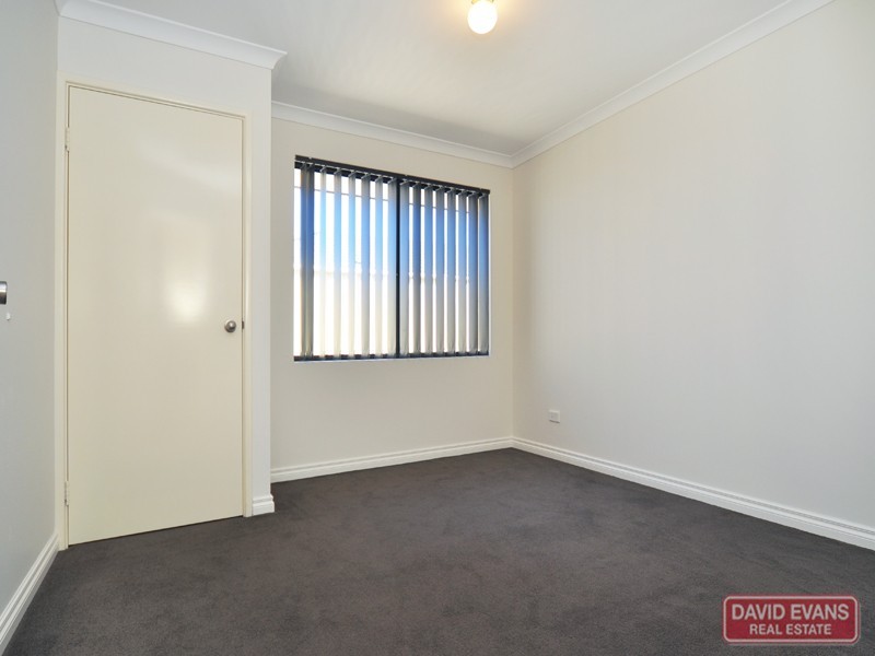 24 Carbine Loop, Banksia Grove WA 6031