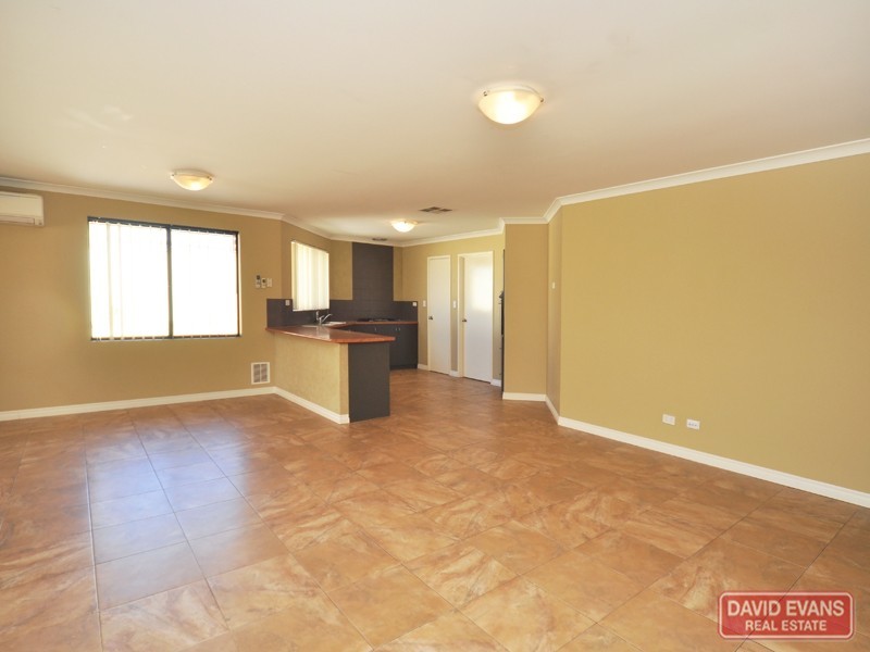24 Carbine Loop, Banksia Grove WA 6031