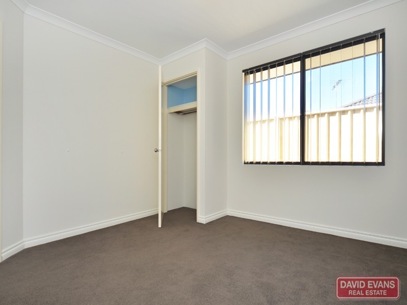 24 Carbine Loop, Banksia Grove WA 6031