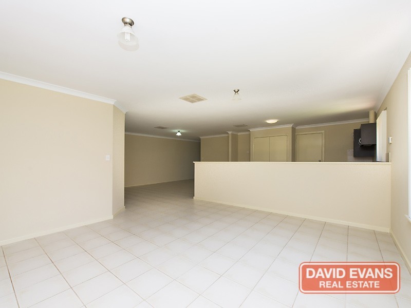 46 Delmage Circle, Ellenbrook WA 6069