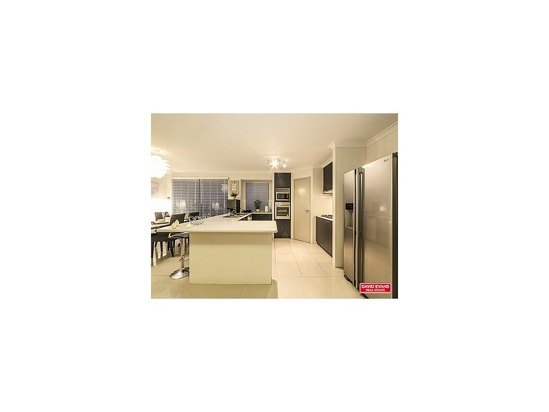 15 Edenbrooke Terrace, Clarkson WA 6030