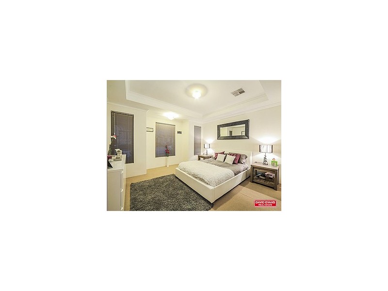 15 Edenbrooke Terrace, Clarkson WA 6030