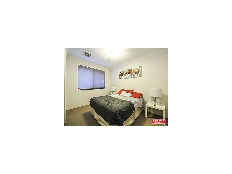 15 Edenbrooke Terrace, Clarkson WA 6030