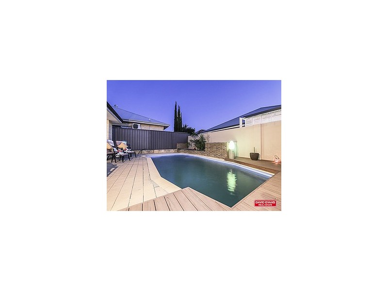 15 Edenbrooke Terrace, Clarkson WA 6030