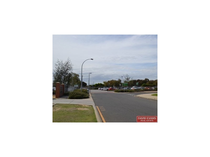 90/12 Citadel Way, Currambine WA 6028