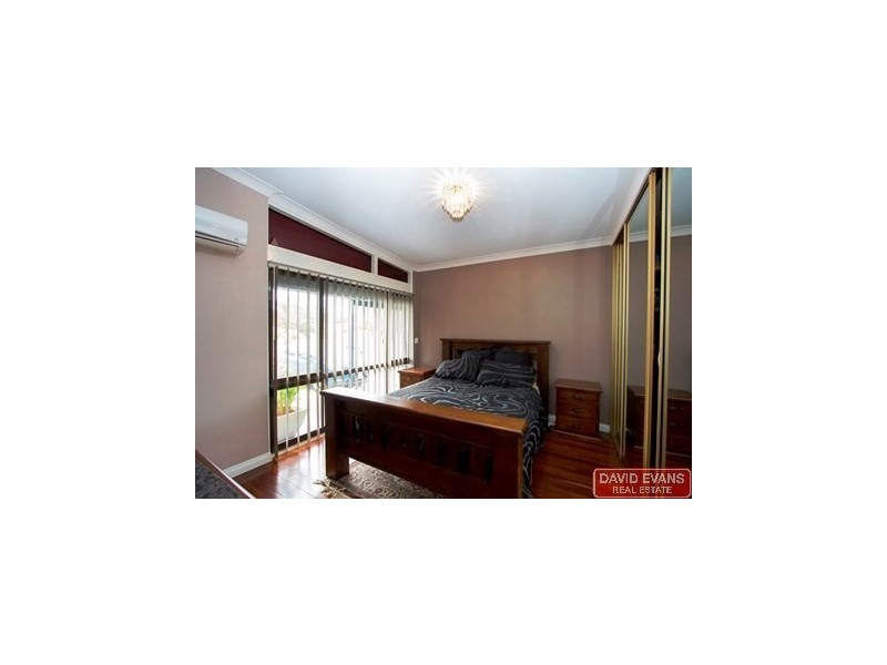 1 Chester Court, Orelia WA 6167