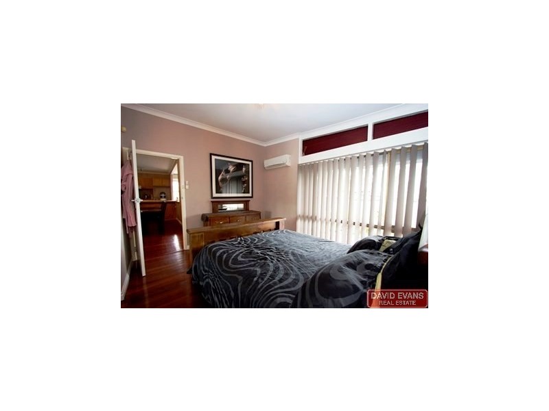 1 Chester Court, Orelia WA 6167