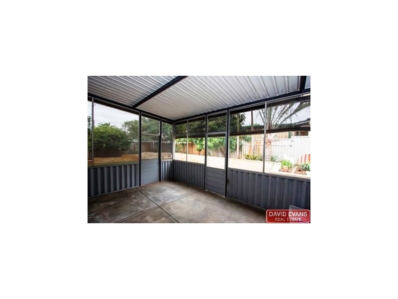 1 Chester Court, Orelia WA 6167