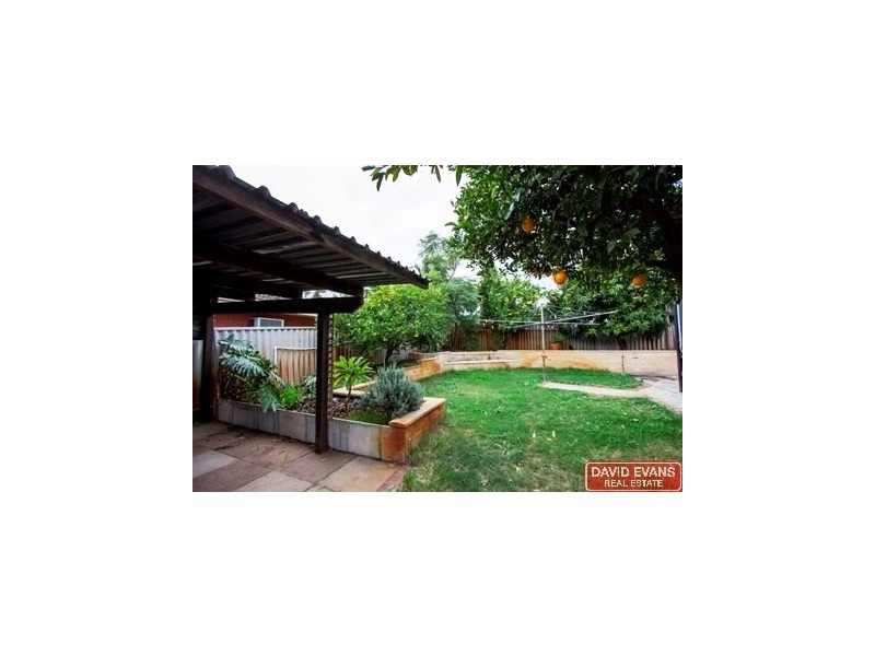 1 Chester Court, Orelia WA 6167