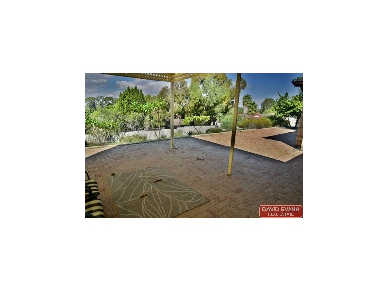 16 Penguin Close, Heathridge WA 6027