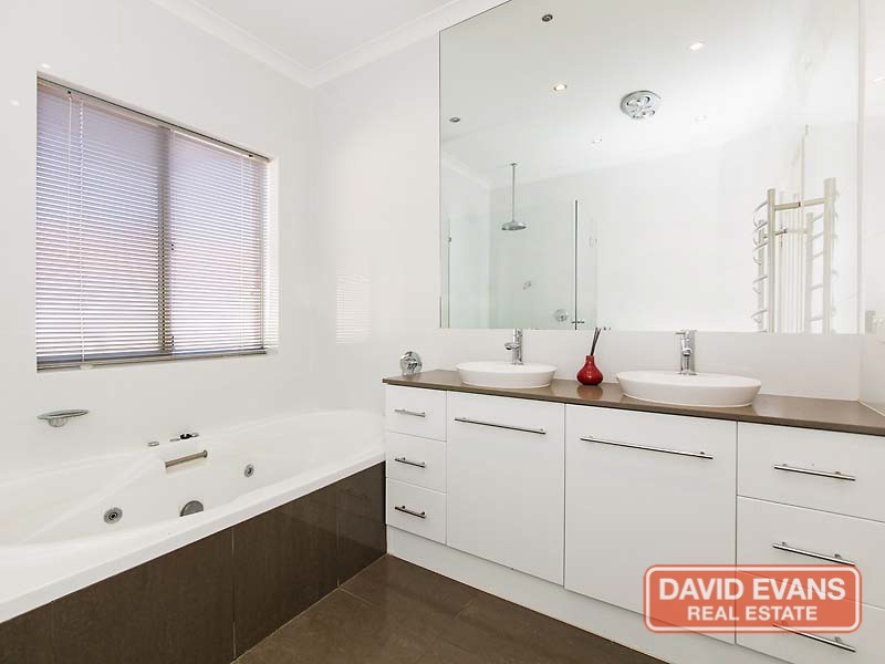 24 Westra Way, Ocean Reef WA 6027