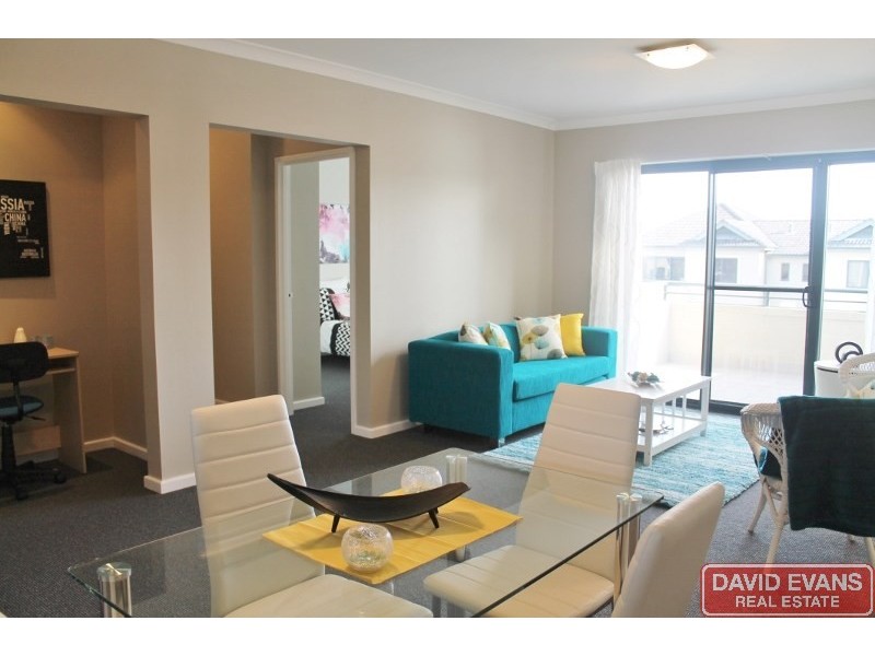 76/12 Citadel Way, Currambine WA 6028