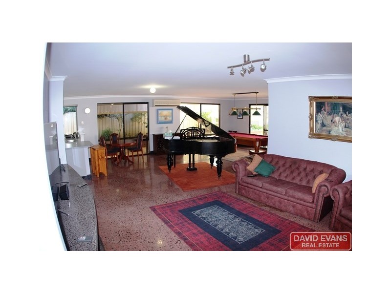 30 Apsley Bend, Tapping WA 6065