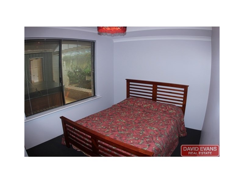 30 Apsley Bend, Tapping WA 6065